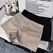 高级感显瘦紧身高腰百搭气质直筒a字热裤 休闲缎面短裤 女2025夏季