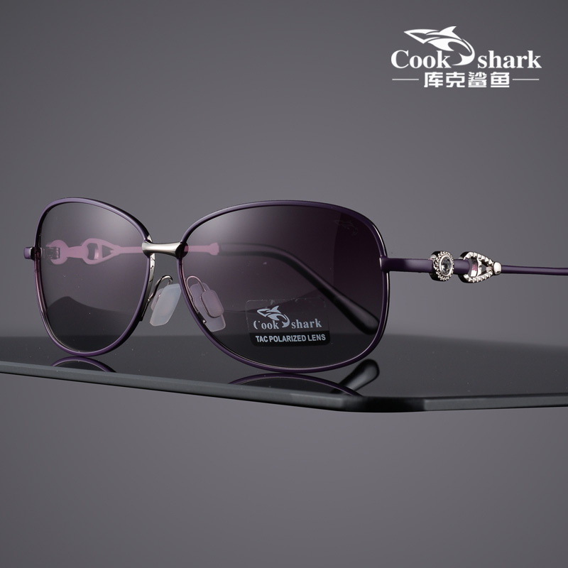 库克鲨鱼新款2025太阳镜女士偏光墨镜潮超轻司机开车驾驶眼镜复古