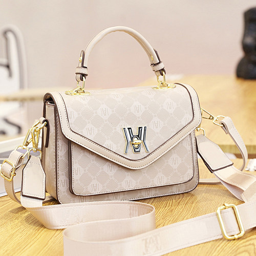 高档轻奢小方包大气高级感斜挎包