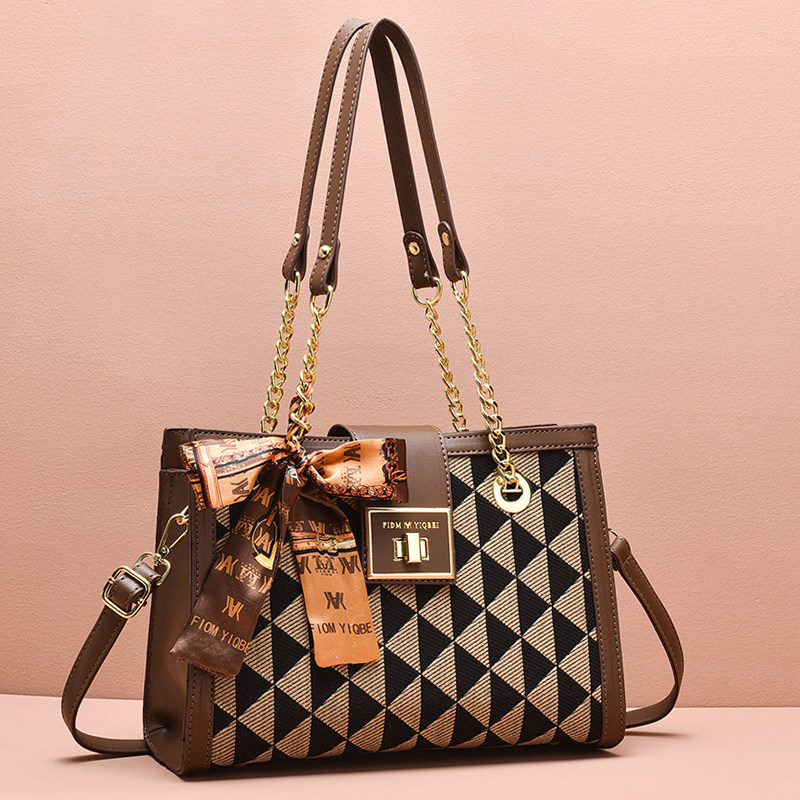 高级感托特包包女春夏轻奢小众手提大包单肩腋下包斜挎包印花女包