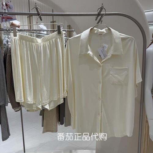 爱慕25春夏沁凉女士凉感翻领开衫短袖短裤家居睡衣套装AM46B112