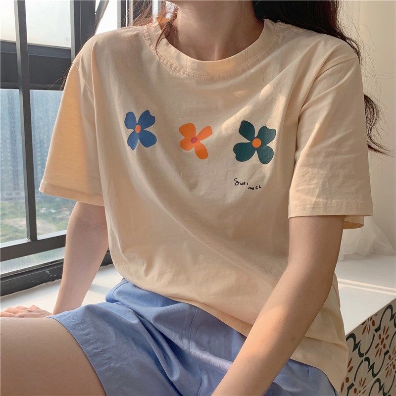 Short sleeve T-shirt with flower print for women's 2021 summer new student loose round neck top fashion