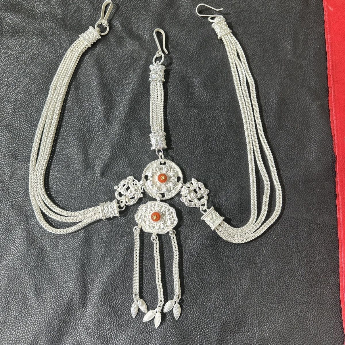 西藏女士合金仿古藏袍藏族服装新款表演舞蹈民族腰间配饰腰链挂件