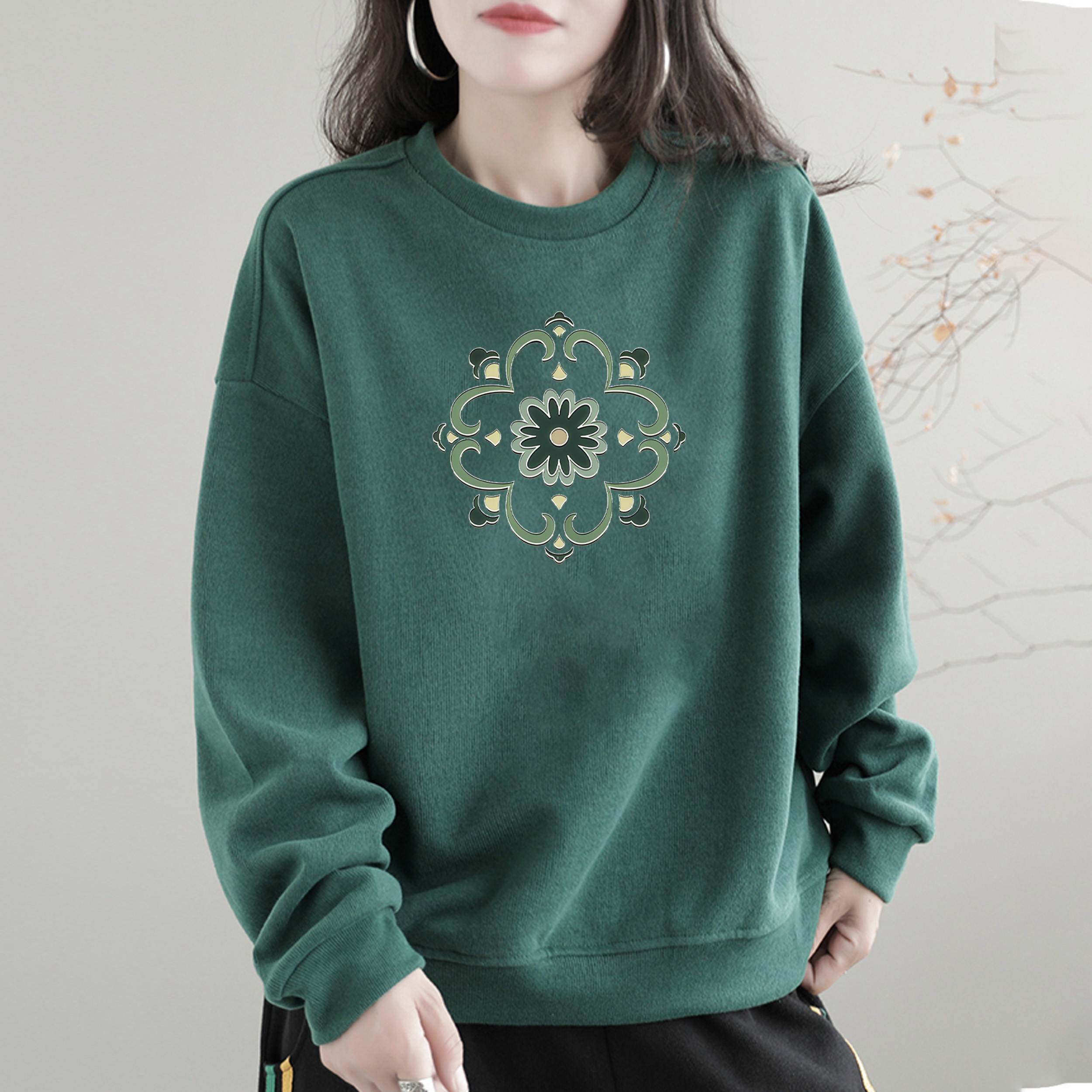 秋冬时尚圆领宽松大码新中式上衣