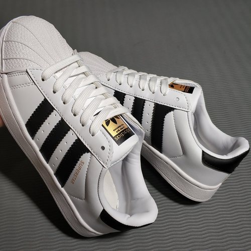 贝壳头小白鞋子女2025新款秋季贝壳鞋女百搭白色板鞋运动学生女生