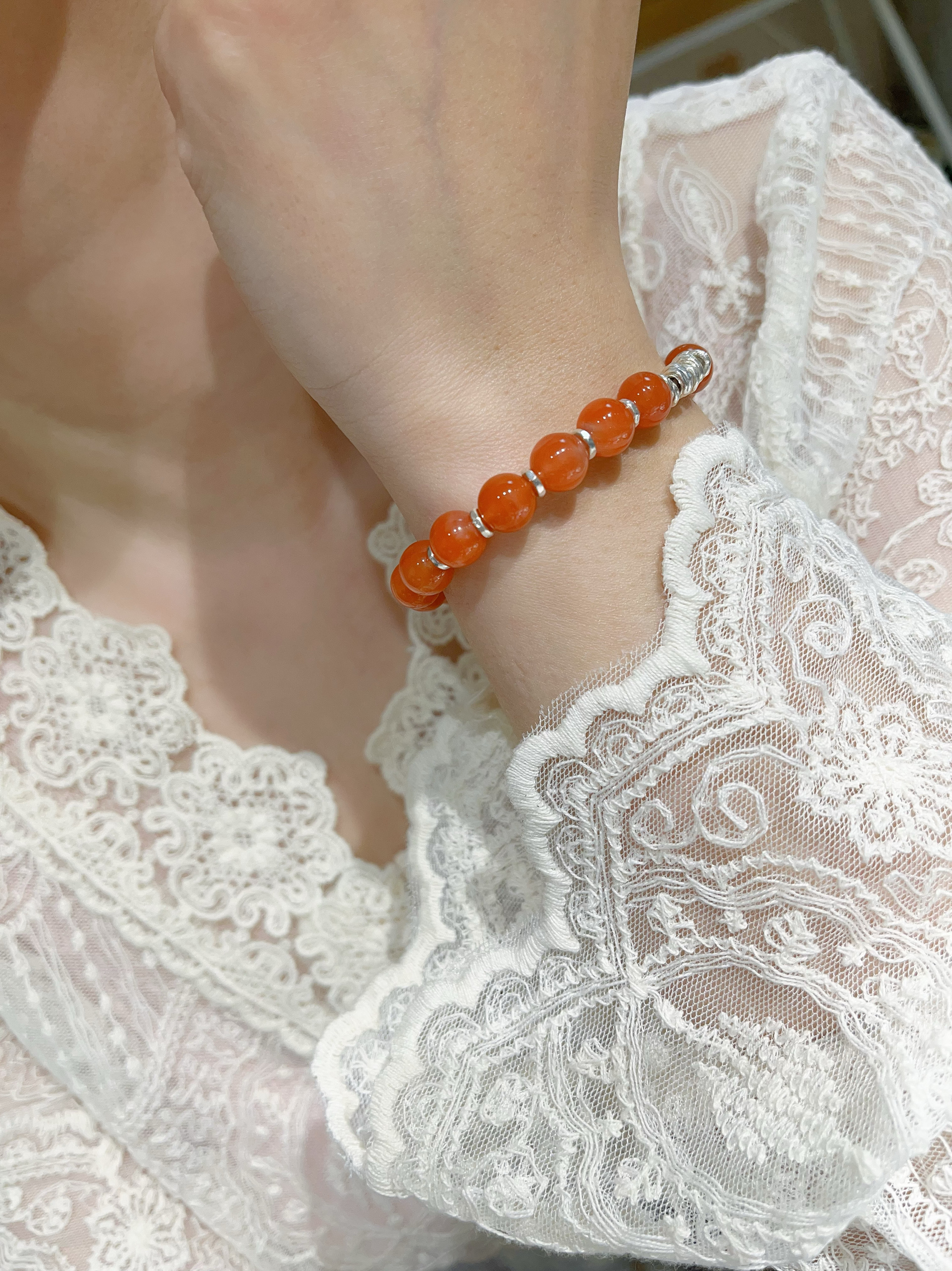 天然南红玛瑙手串999银小众设计ins风轻奢高级感女款夏季盘缠手链