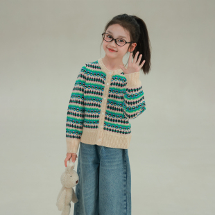 宝儿休闲百搭上衣 新款 utouto大耳象女童拼色图腾毛衣开衫 2025冬季