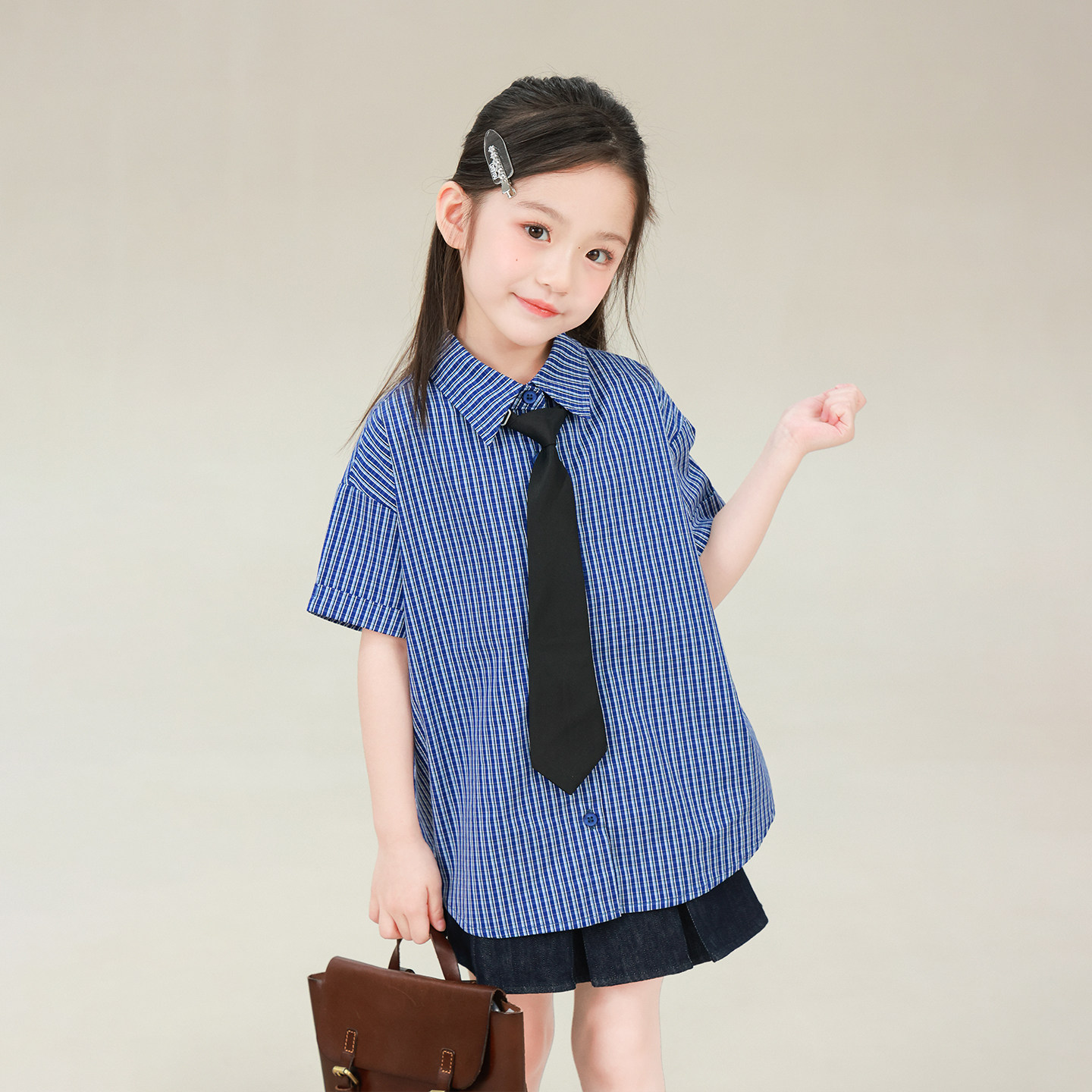 大耳象女童格纹衬衫2026夏季新款宝儿宽松休闲清爽透气薄短袖上衣 - 实物图