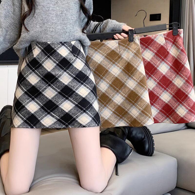 灰色格子毛呢半身裙女秋冬短裙2025新款高腰a字小个子显瘦包臀裙