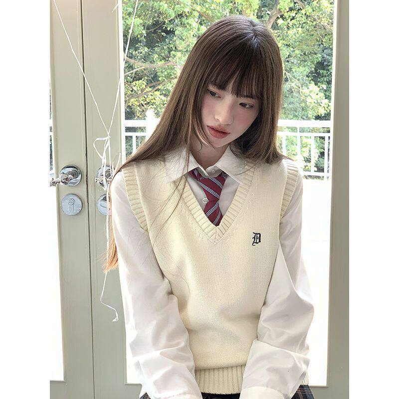 春秋JK制服针织衫毛衣背心女日系学院V领马甲刺绣套头上衣两件套