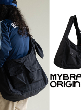 埋不烂 2024秋慵懒风男士斜挎包单肩包大容量通勤流浪包20L M24-5