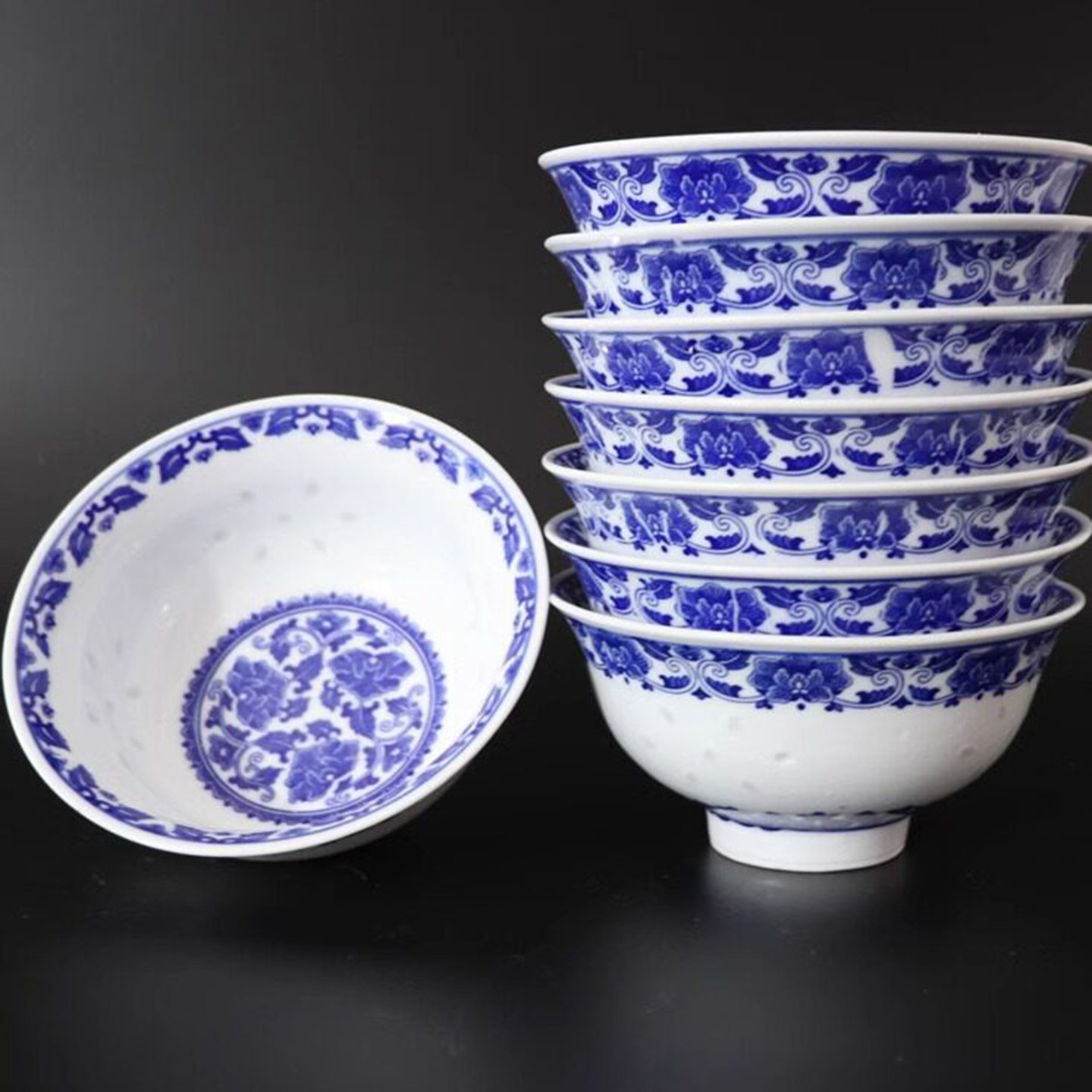 釉下彩青花玲珑瓷饭碗陶瓷碗带盖图片