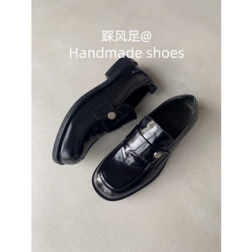 超软小羊皮复古粗跟一脚蹬乐福鞋