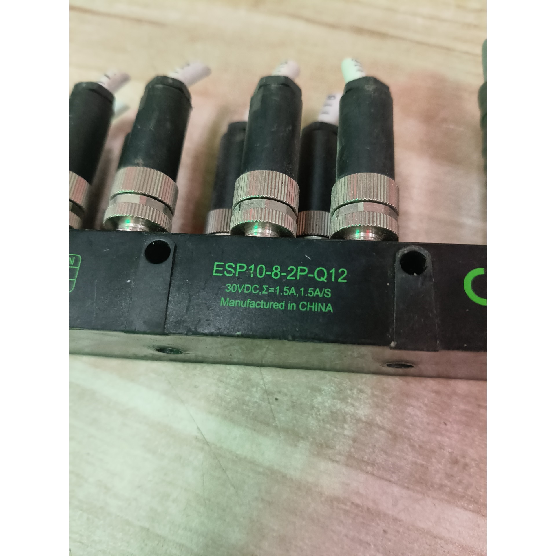 ESP10-8-2P-Q12有一个,包好包邮,一个90元.议价产品