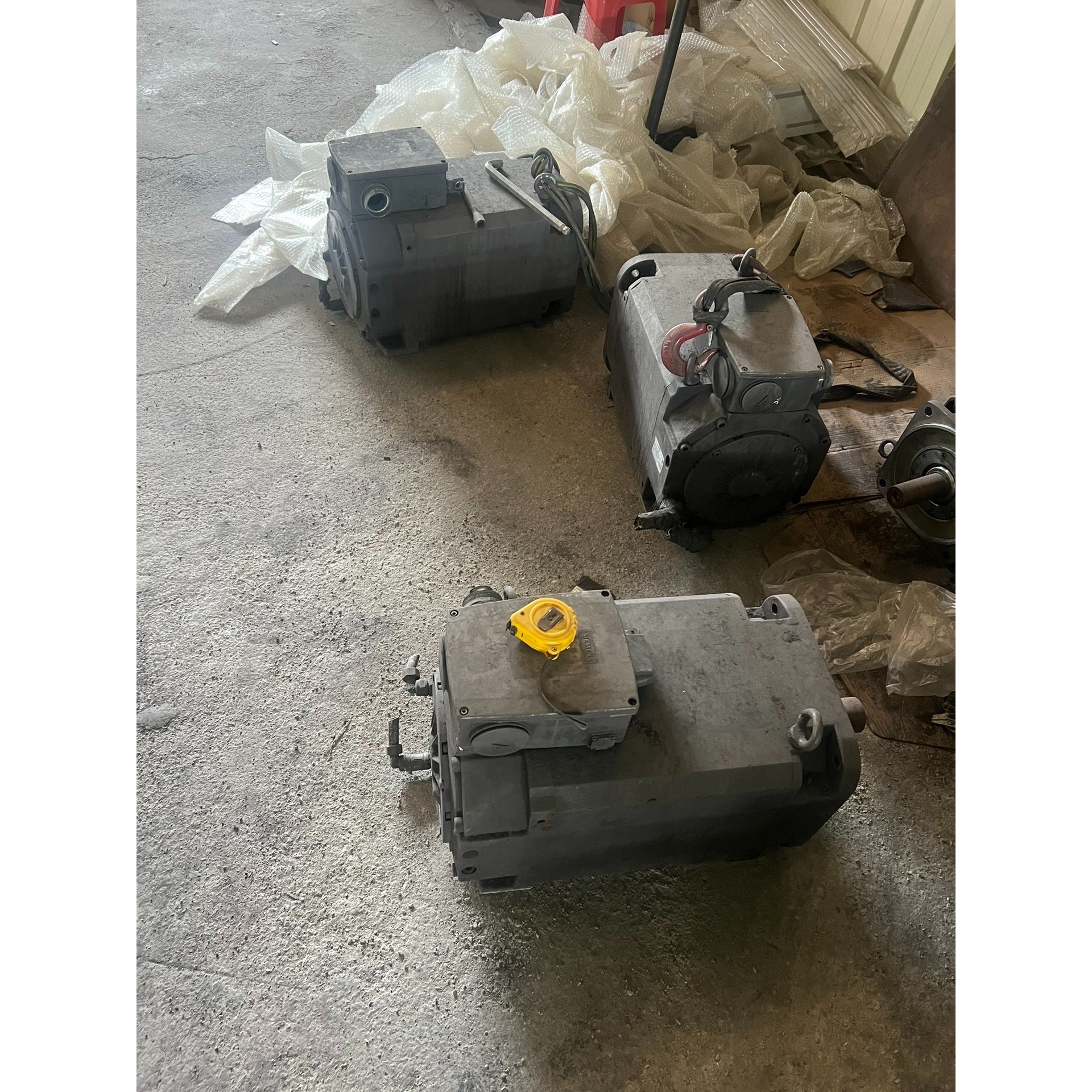 电机SIMOTICS 3-(1P)1PH8166-1D议价产品