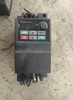 台达变频器VFD007EL43A成色一般,功能包好,原剪议价产品