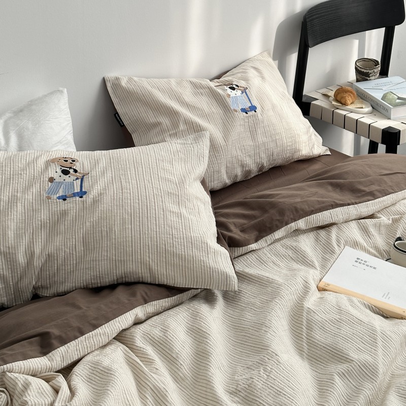 Layman外行 ins韩国滑板熊纯棉刺绣四件套简约条纹卡通床单被套