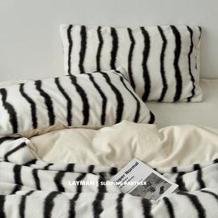 Layman外行 黑白波浪仿羊绒四件套冬季加厚保暖兔毛绒牛奶绒床品