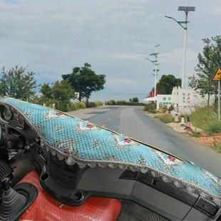 解放JH6PJ6L7汕德卡G7S天龙欧曼银河德龙X635000仪表台防滑避光垫