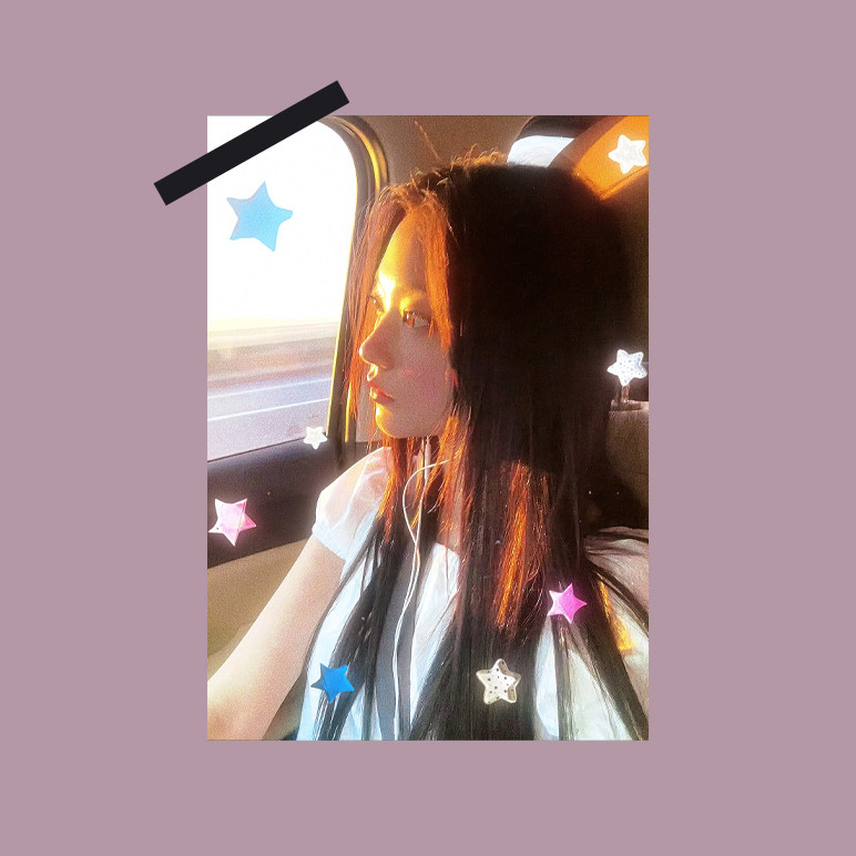 姜海粼Haerin拍照背景墙贴装饰画