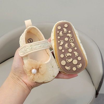 春夏婴儿鞋子0-1岁软底不掉跟布鞋6-12个月女宝公主鞋防滑学步鞋