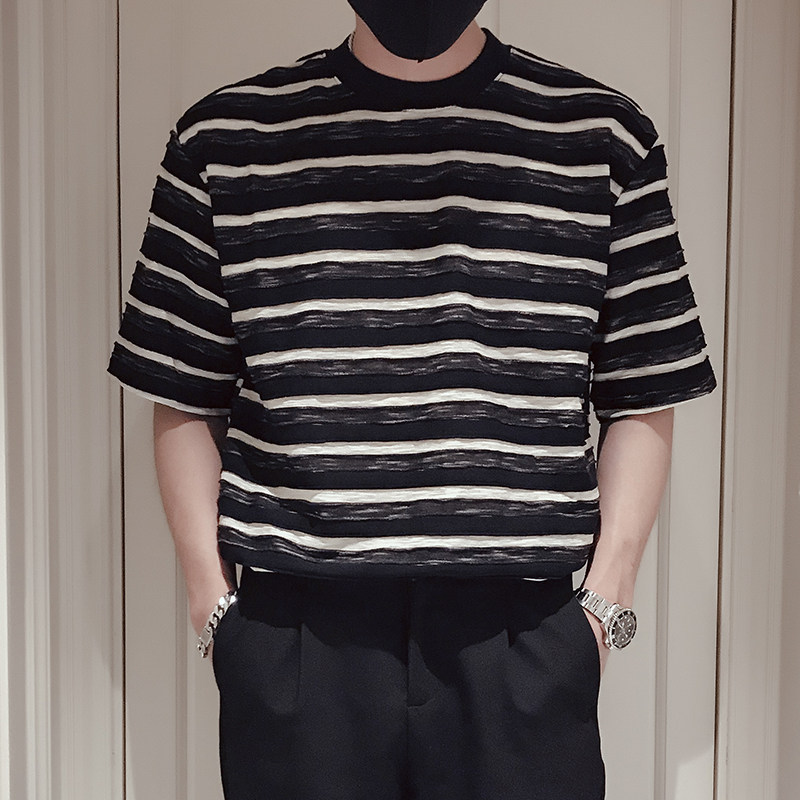 T86-P58 夏季男士条纹休闲设计感透气新款宽松半袖百搭个性T恤1图片