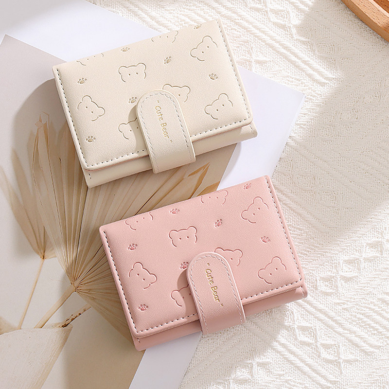 韩版小钱包女短款可爱压花熊多卡位卡包一体轻薄2026新款三折钱夹