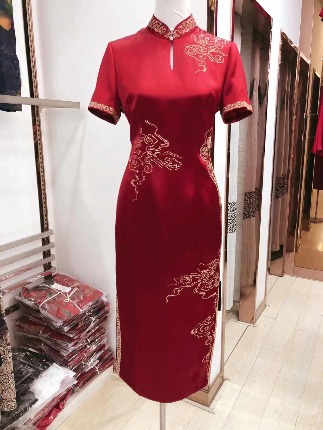 高端优雅喜妈妈婚礼旗袍裙礼服2023夏喜婆婆婚宴丈母娘结婚敬酒服