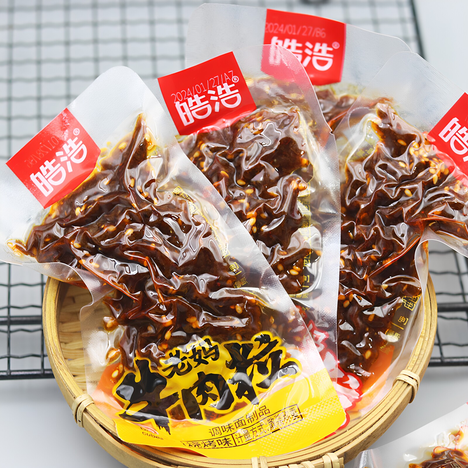 皓浩老妈牛肉粒辣条碳烤素粒麻辣香辣素食儿时怀旧小吃零食小包装