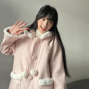 毛茸茸粉色羊羔毛拼接中长款大衣女冬宽松显瘦甜妹小个子毛呢外套