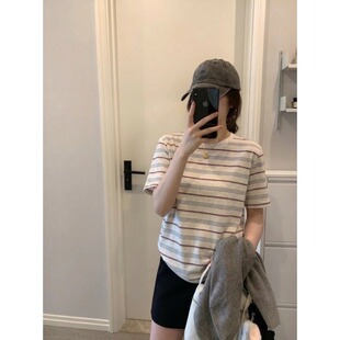 条纹短袖t恤女设计感小众韩系慵懒风半袖上衣体恤衫