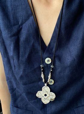 复古做旧花朵吊坠黑色编绳项链女小众设计感长款毛衣链女