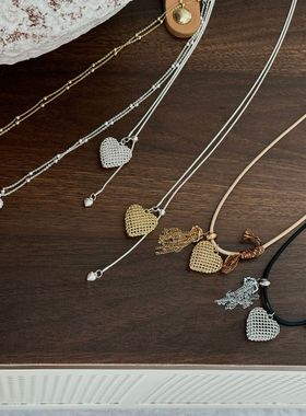 简约小众设计科抽拉镂空爱心吊坠项链女时髦百搭长款心形毛衣链