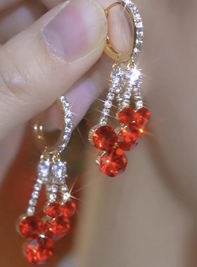 BF红色水晶耳扣耳环新年气质百搭新款时尚优雅精致轻奢高级感耳饰