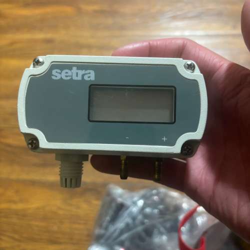 Setra品牌的压力传感器，型号261C050LD2ECF1