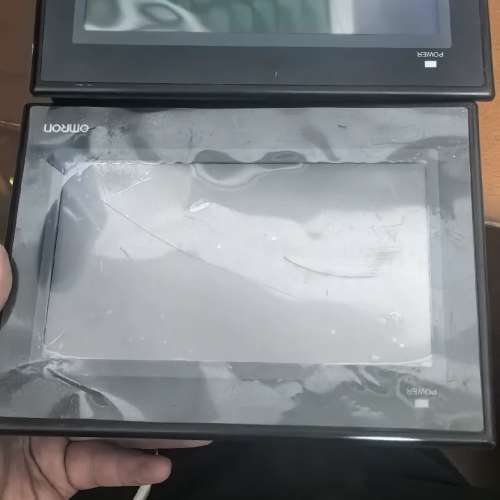 欧姆龙触摸屏NB7W-TW00B，拆机9成新