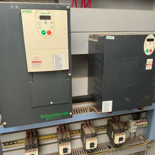 变频器ATV212HD15N4，15KW    600