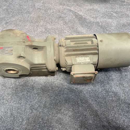 TGS带电机减速机TA57YSE801-4，速比75，功率0