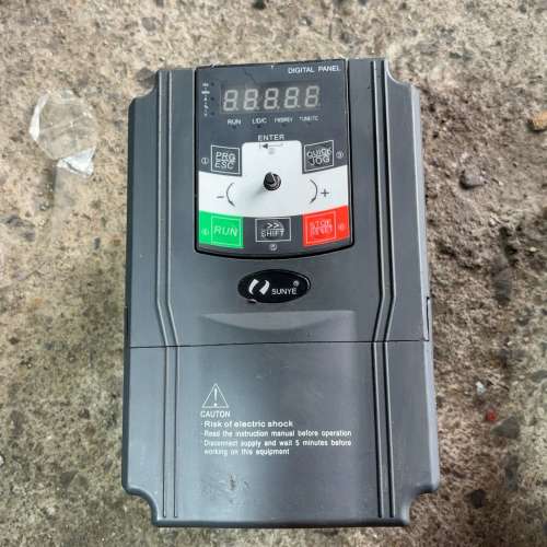 SUNYE日业变频器 CM530-A04T2R2PB