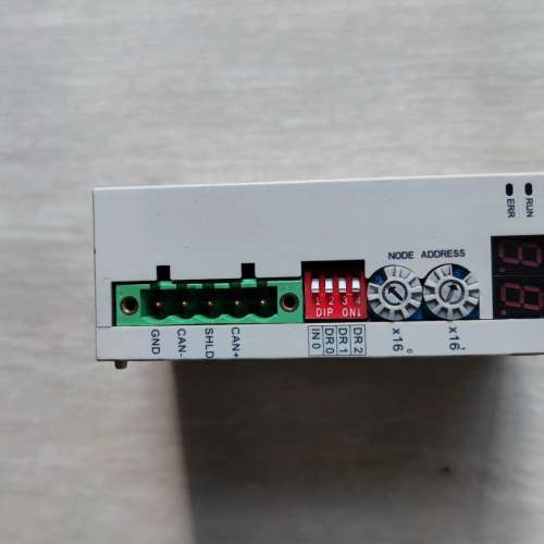 台达PLC左扩展模块DVPCOPM-SL成色实物图，功能正常