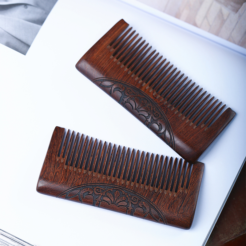 新款福利品天然檀木雕花短款梳子 女款文玩木梳饰品送妈妈
