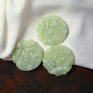 天然和田玉新疆料青黄口料雕刻花开富贵款 毛衣链挂坠饰品 吊坠女款