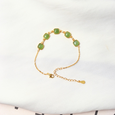 天然俄罗斯碧玉冰阳绿蛋面纯银镶嵌款手链 女款时尚款玉石饰品