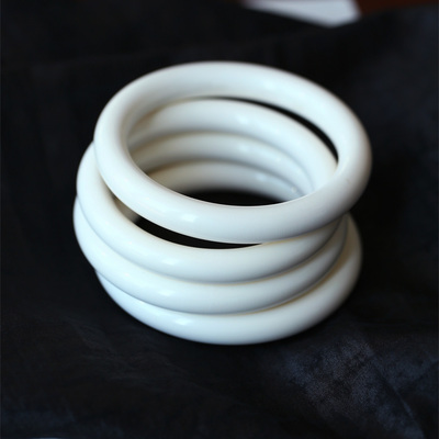 天然猛犸象牙亲们对比价格手镯