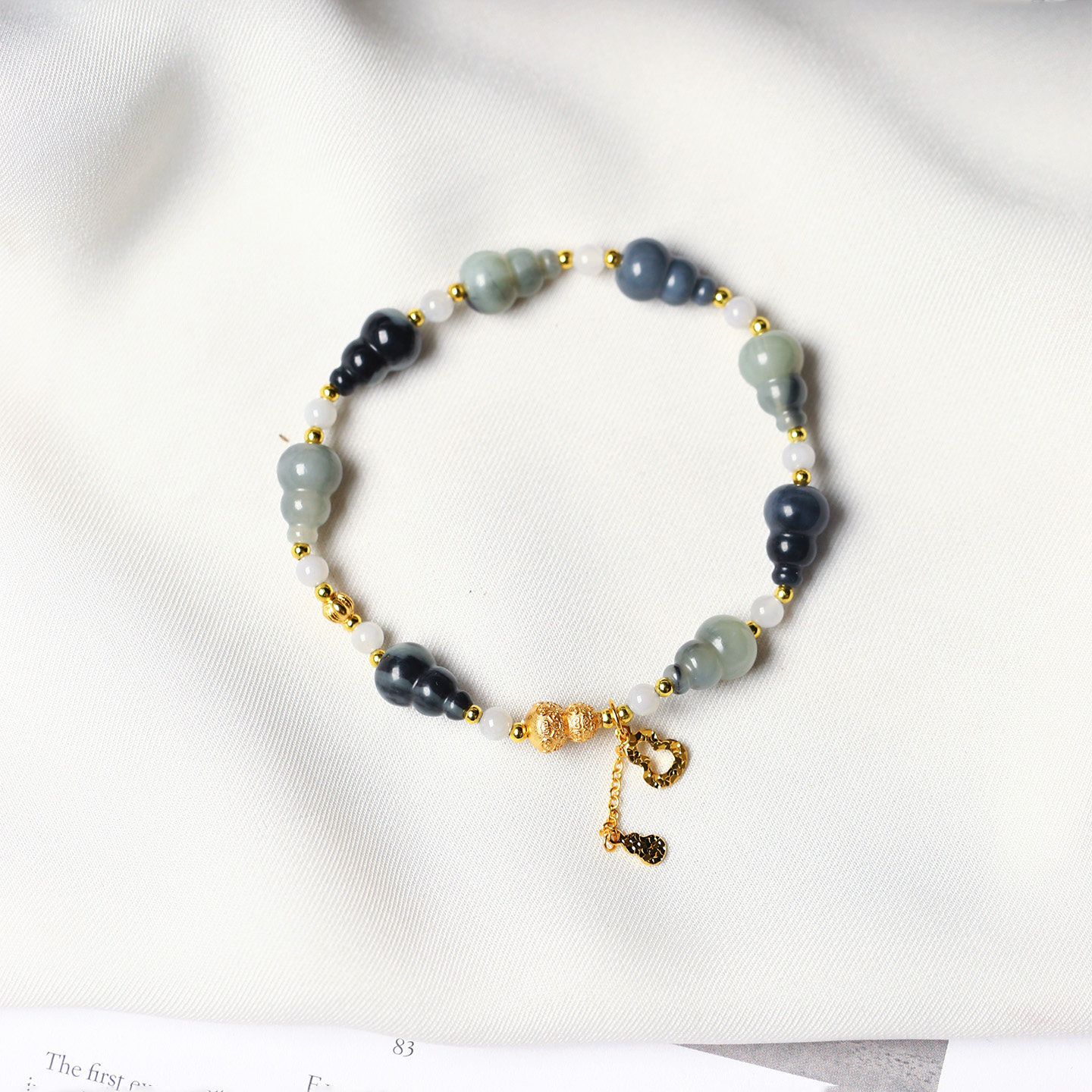 天然和田玉青花籽料雕刻小葫芦原创搭配款手链 女款玉石手串饰品