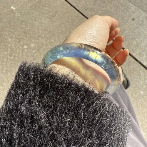 天然水晶海蓝宝冰透黑爆闪款手镯 料子透女款水晶手镯饰品镯子