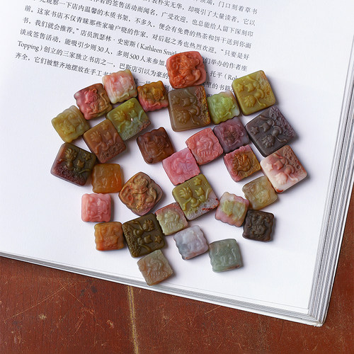 天然老矿料盐源玛瑙雕刻方块款