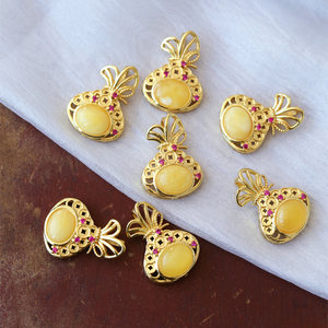 精工托镶嵌天然蜜蜡钱袋吊坠