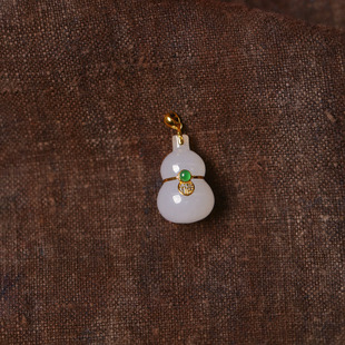 天然和田玉俄料羊脂白玉18K金镶嵌葫芦款吊坠 女款玉石挂坠饰品
