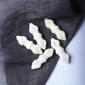 亲拍 毛衣链挂坠吊坠饰品懂货 天然白塑料雕刻金刚杵款 吊坠男女款